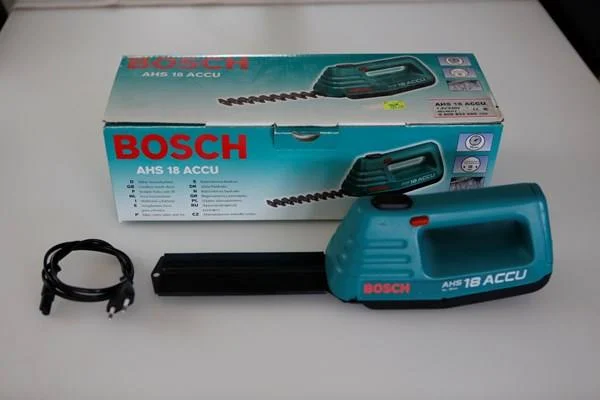 Bosch AHS 18 ACCU Akülü Çit Kesme Budama