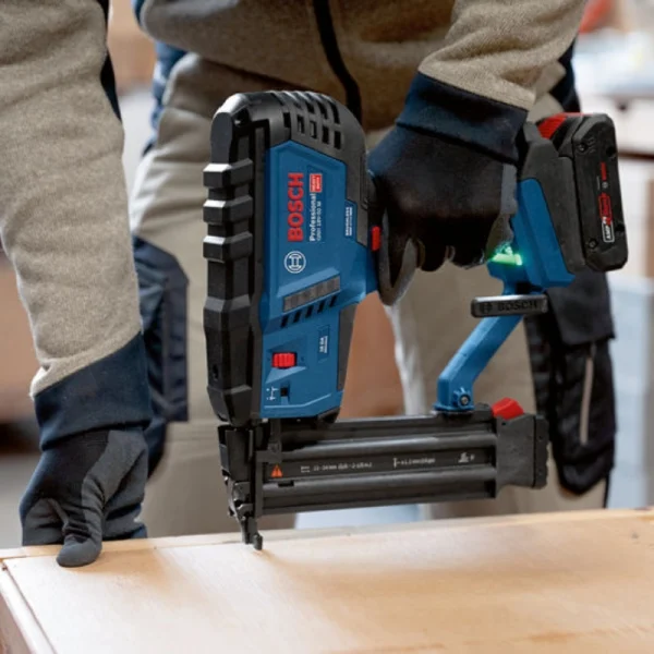 Bosch GNH 18V-50 M Akülü Çivi Çakma Solo
