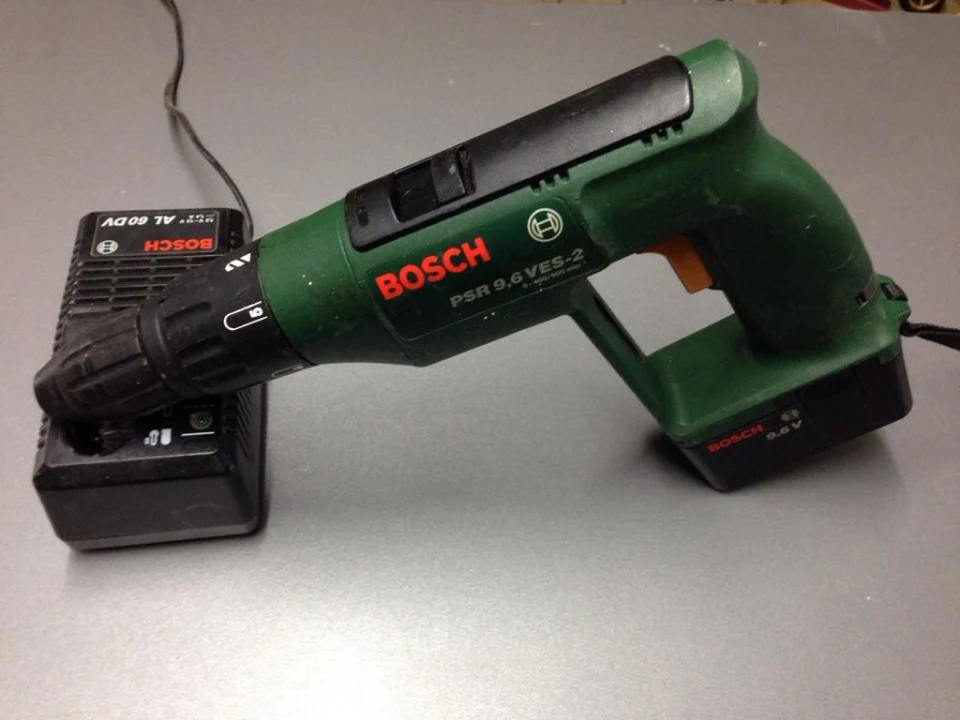 Bosch PSR 9,6 VES-2 Akülü Vidalama