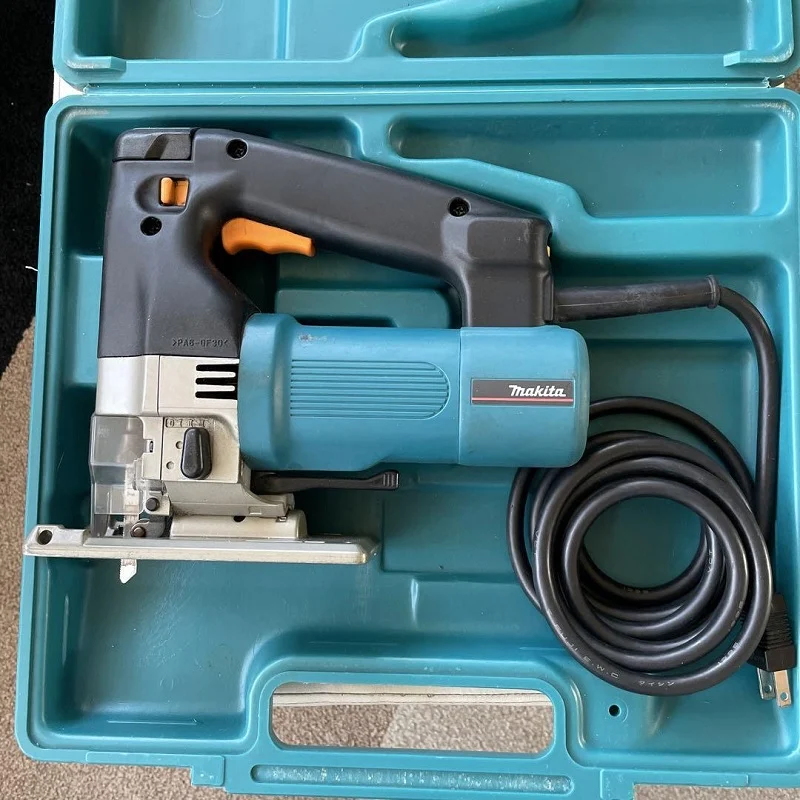 Makita 4304T Dekupaj Testere