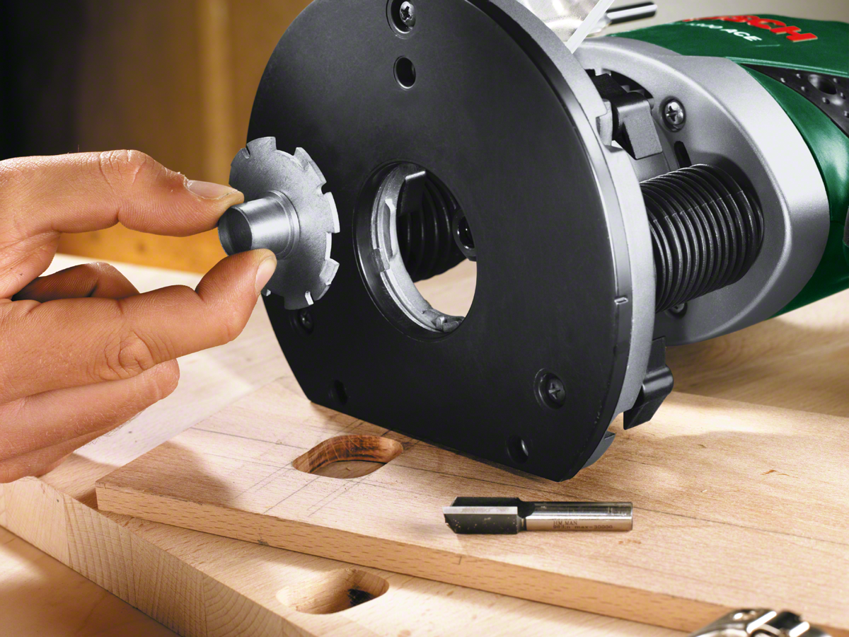 Bosch POF 1400 ACE